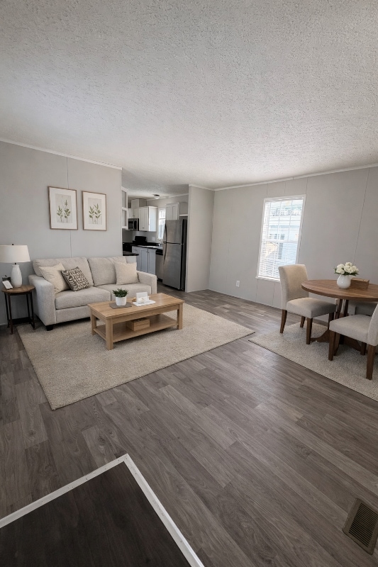 Building Photo - 358 Parker Lake Dr