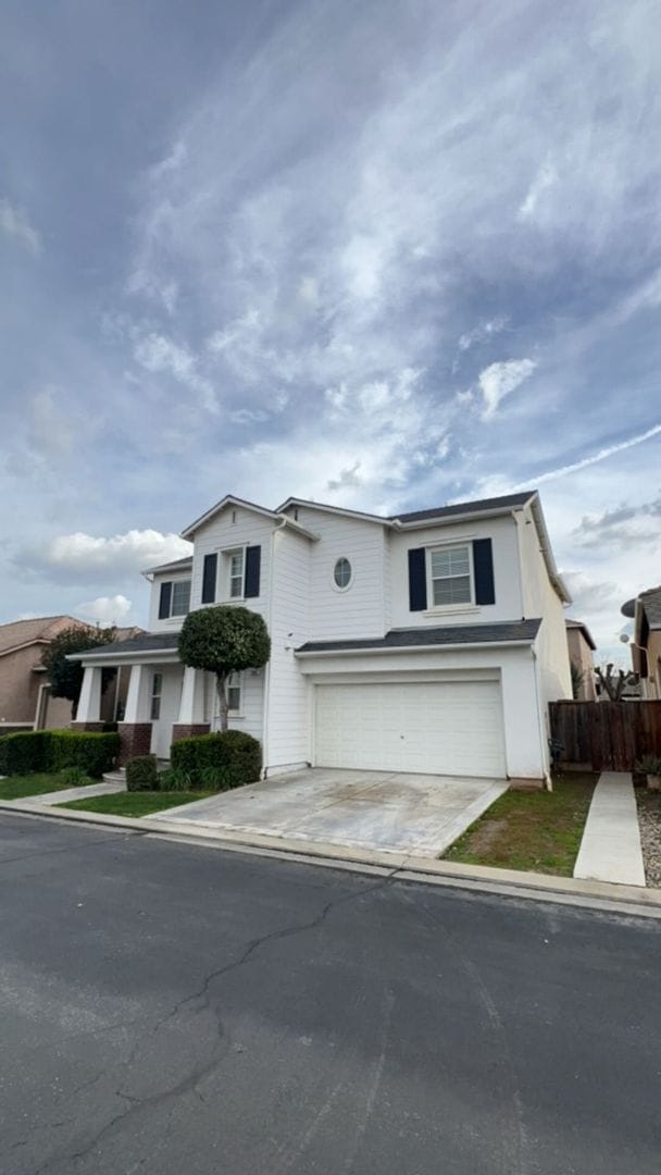 Building Photo - 714 W Riviera Ln