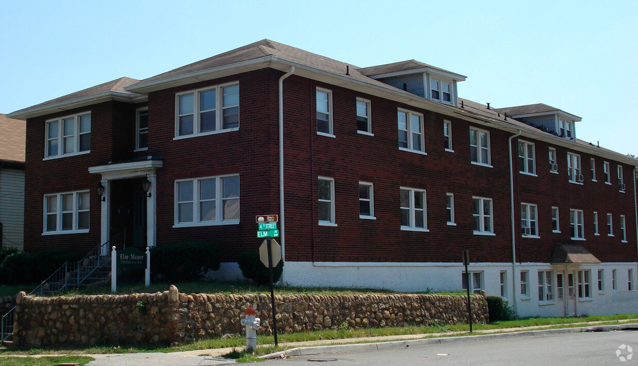 Building Photo - Elm Estates