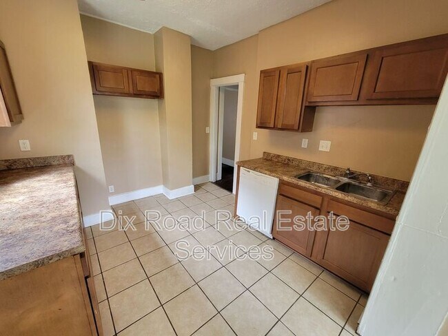Foto del edificio - 704 16th Ave