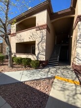 Building Photo - 231 W Horizon Ridge Pkwy