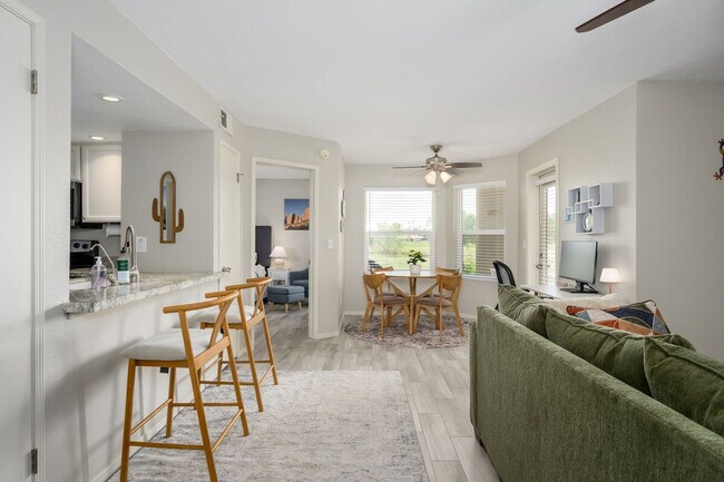 Foto del edificio - 4850 E Desert Cove Ave