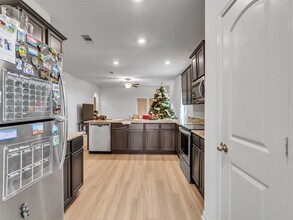 Building Photo - 2123 Mule Ridge Dr