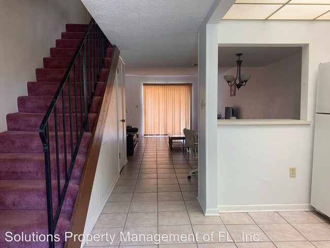 Foto del edificio - 2 br, 1.5 bath House - 2489 Country Club Dr