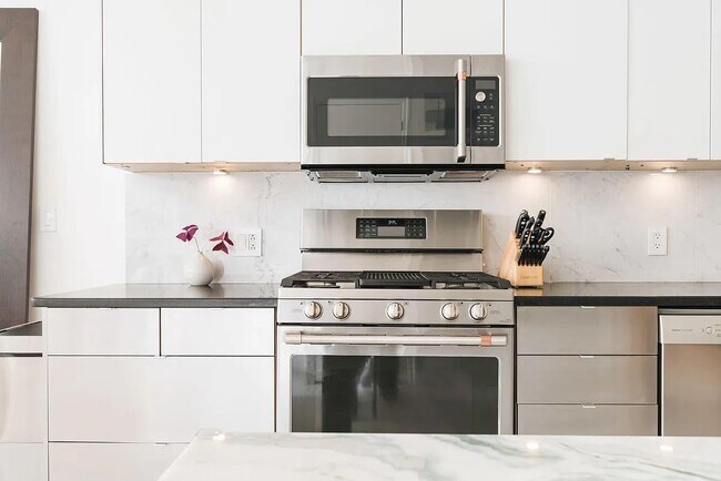 Foto del edificio - 101 Wyckoff Ave