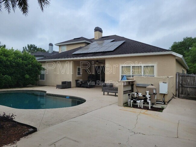 Foto del edificio - 14283 Big Spring St