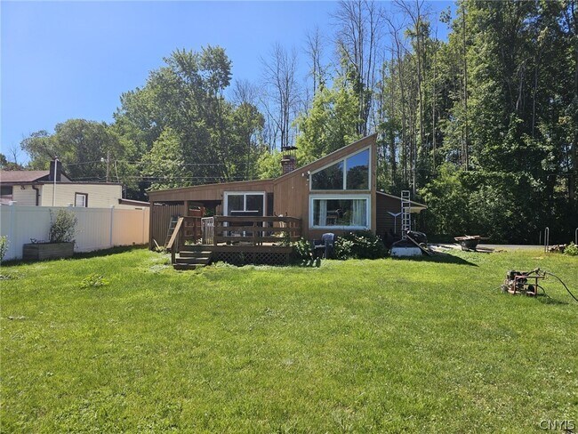 Building Photo - 6700 Rayrene Dr