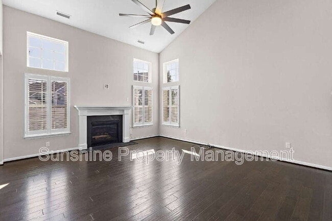 Building Photo - 3327 Reserve Trl