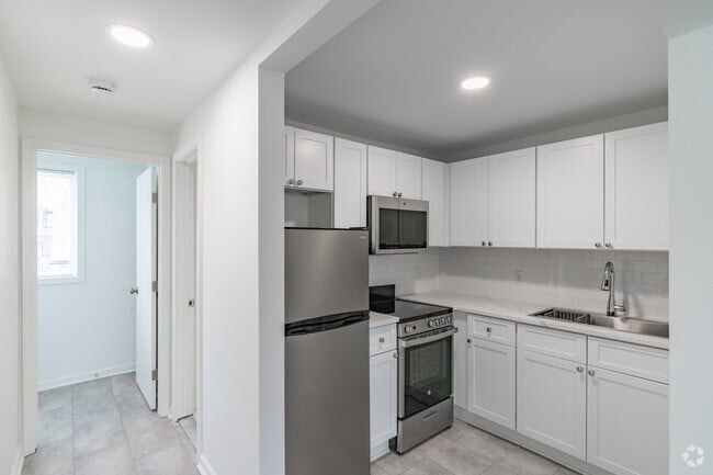 1 dormitorio, 1 baño - 700 pies cuadrados - Cocina - 211 Summer St
