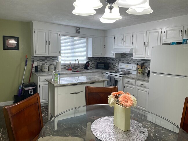 Cocina - 229 Essex St