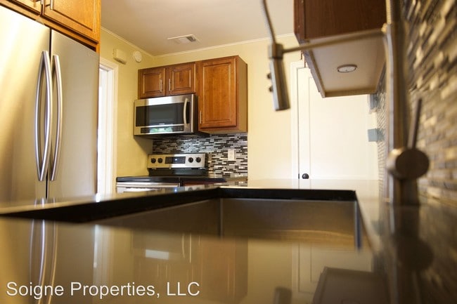 Building Photo - 2 br, 1 bath Apartment - 6506 Rockhill Road