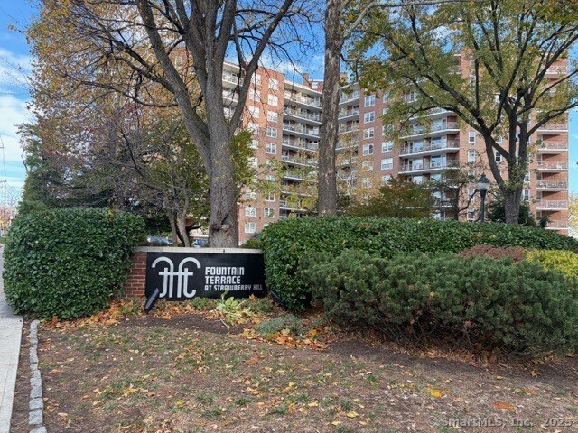 Foto principal - 91 Strawberry Hill Ave