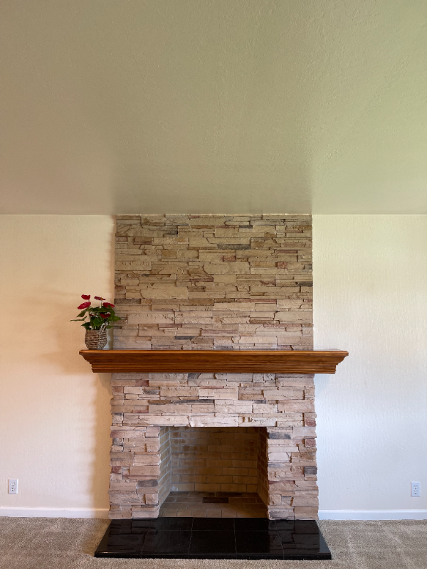 Building Photo - 2134 Briarwood Dr
