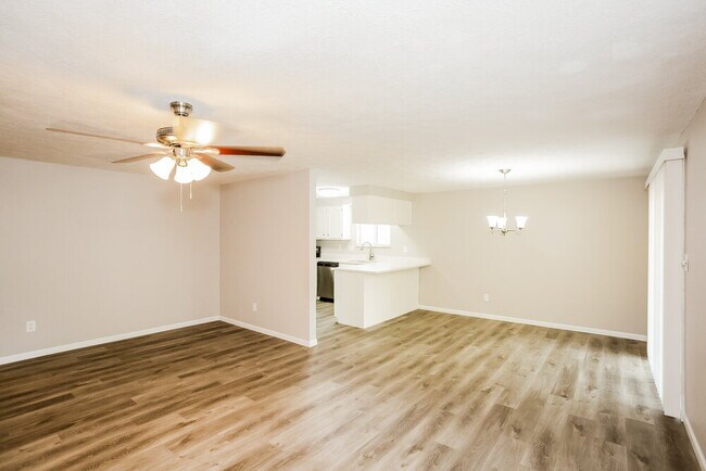 Foto del edificio - 11714 Madden Ln