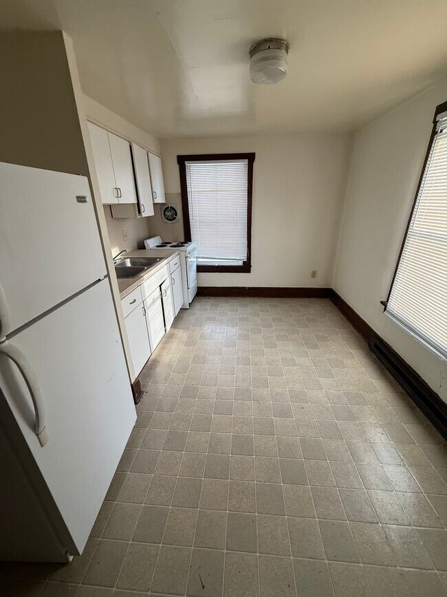 Foto del edificio - College Avenue, West-1206