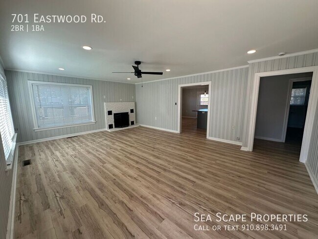 Foto del edificio - 701 Eastwood Rd