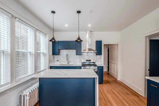 Foto del edificio - 7236 S Fairfield Ave