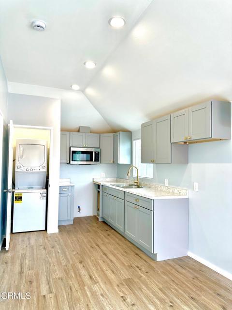 Building Photo - 4614 Terrace Ave
