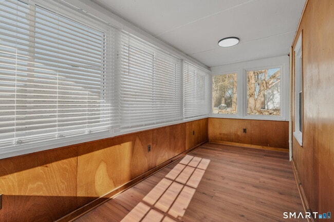 Foto del edificio - 125 Spithead Rd