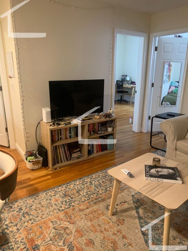 Foto del edificio - AWESOME BROOKLINE 3 B3D!!!!! CLOSE TO BU!!!!!