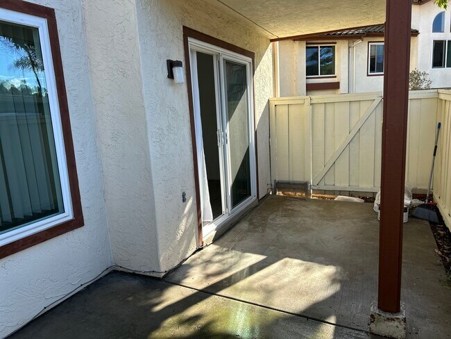 Foto del edificio - 4070 Porte La Paz