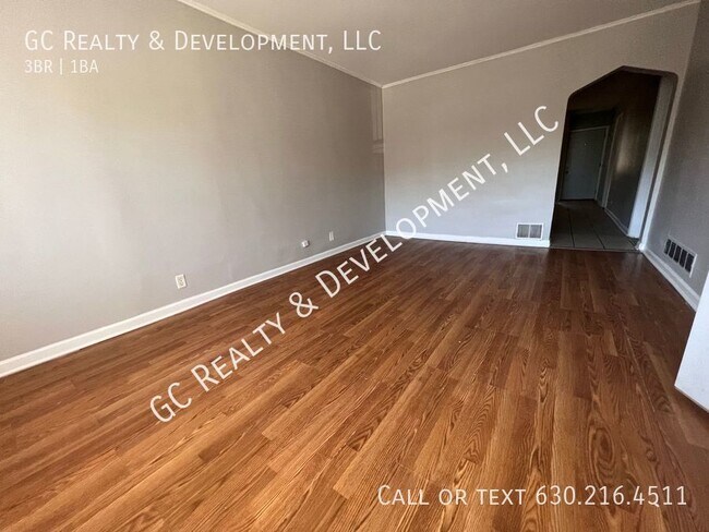 Building Photo - ***3 BR / 1 BATH / GRANITE / GARAGE SPACE ...