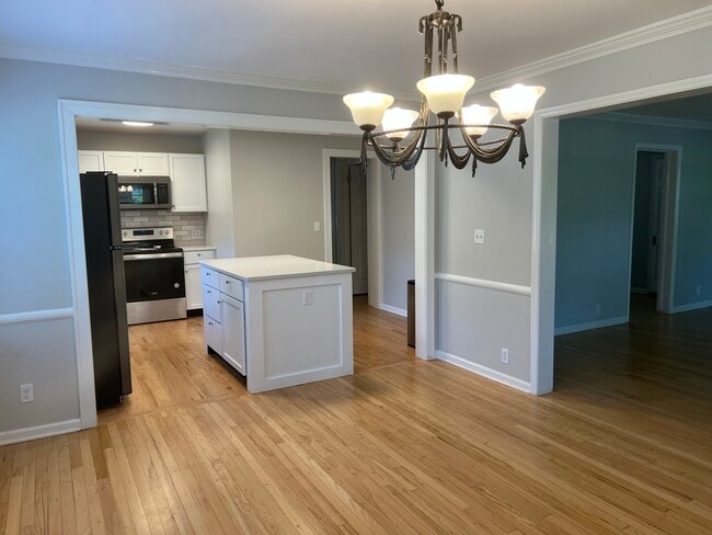 Kitchen Island and SS appliances - 6035 Oak St