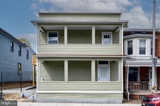 Building Photo - 3860 Falls Rd