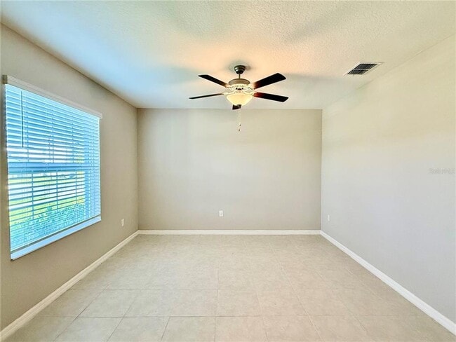 Building Photo - 10252 Shady Preserve Dr
