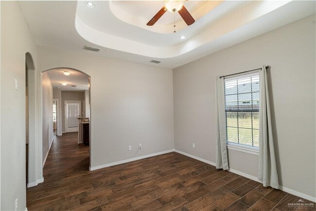 Building Photo - 14 Navigator Dr