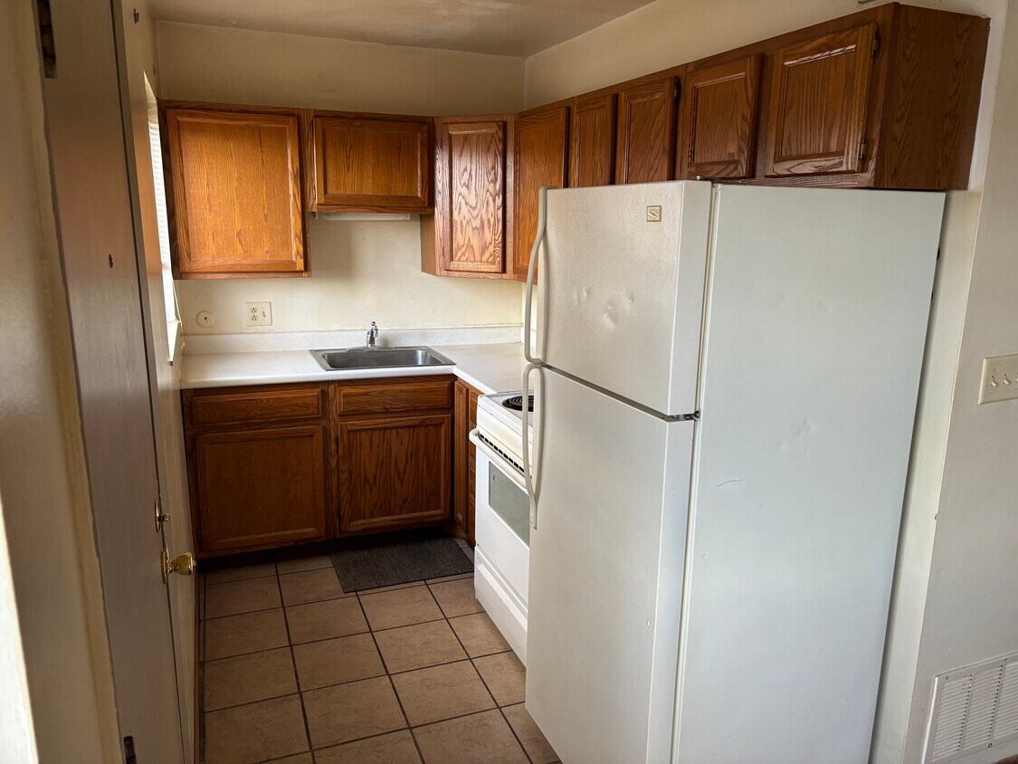 Cocina - 1908 W Carter St