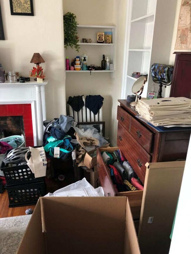 Building Photo - 3 bedroom in Brookline MA 02445