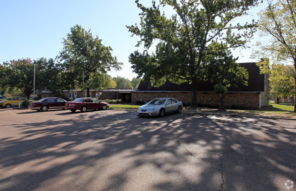 Edificio - The Park of Autumn Woods