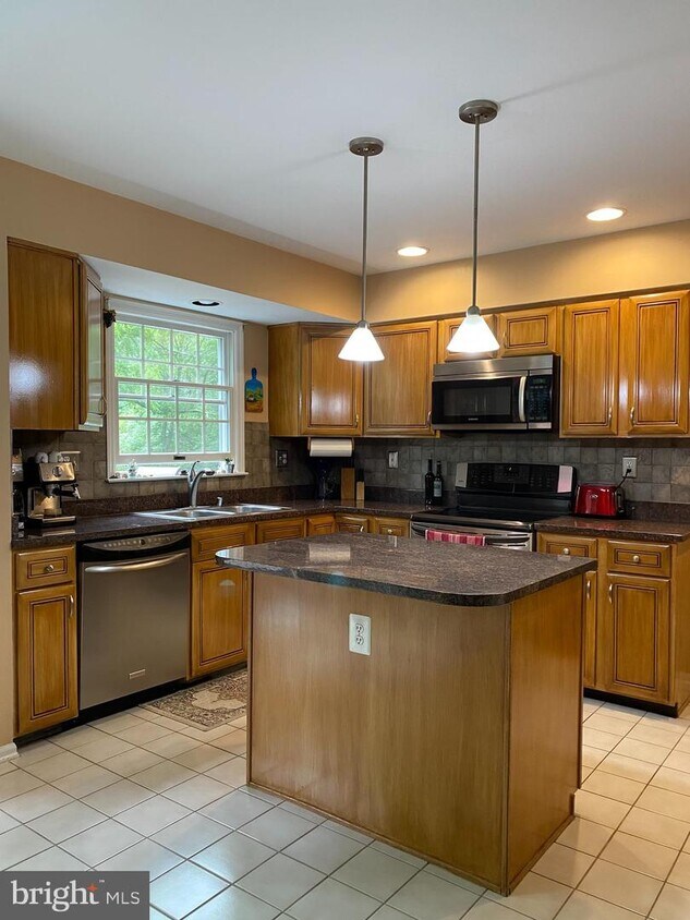 906 Shetland Ct, Chadds Ford, PA 19317 Townhouse for Rent in Chadds