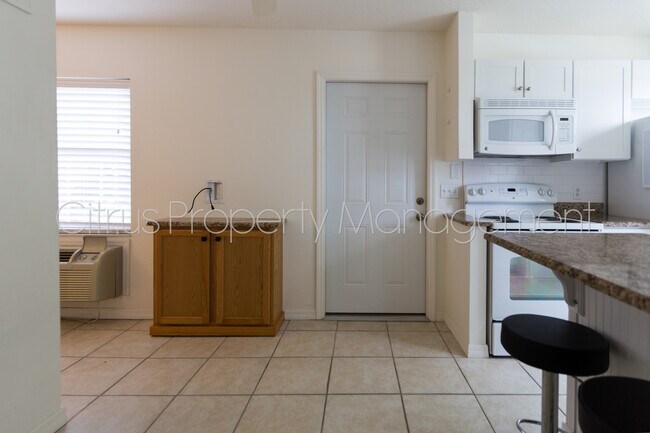 Foto del edificio - Immaculate Studio Close to Attractions!