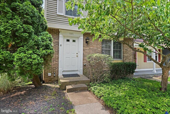 Foto del edificio - 1646 Barnstead Dr