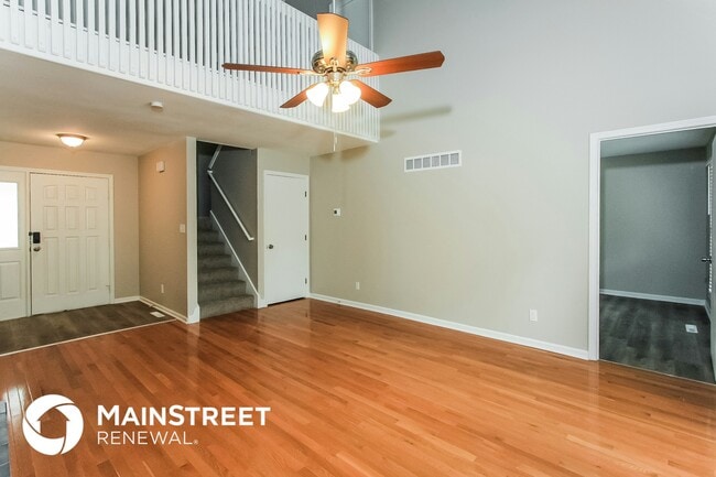 Building Photo - 8425 N Chatham Ave