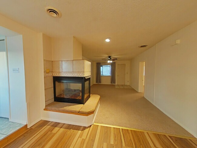 Foto del edificio - 3029 Grandview St