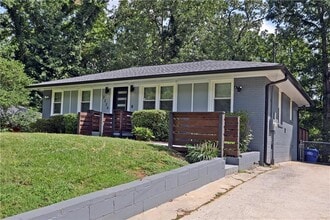 Building Photo - 2226 Polar Rock Terrace SW