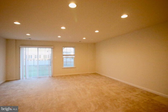 Building Photo - 109 Watersprite Way