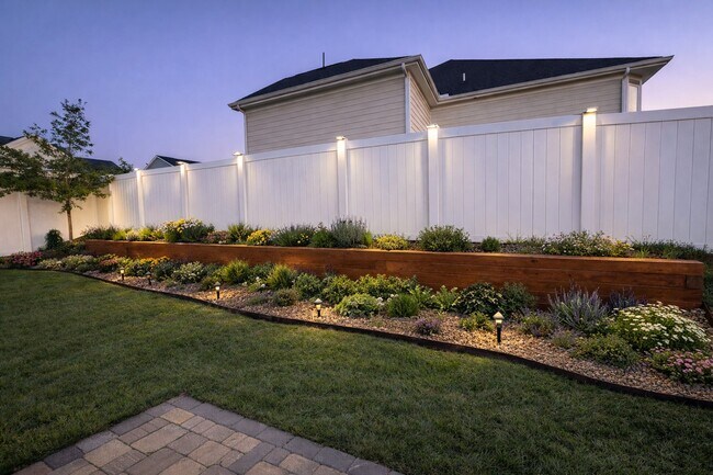 Foto del edificio - 11010 Watterson Square Ln