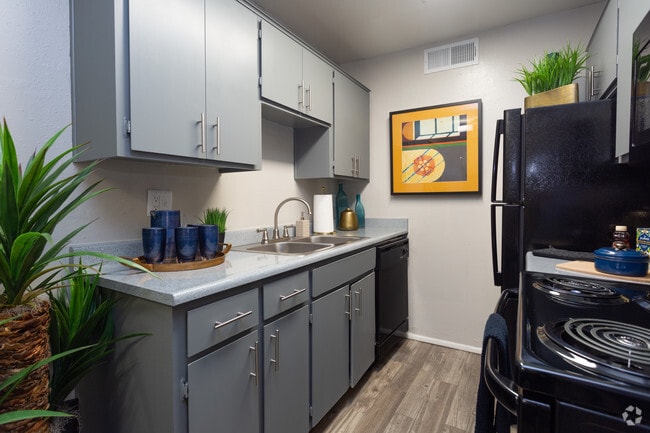 Interior Photo - Elevation Apartments