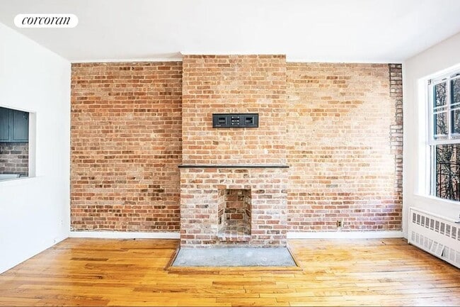 Building Photo - 409 E 87th St
