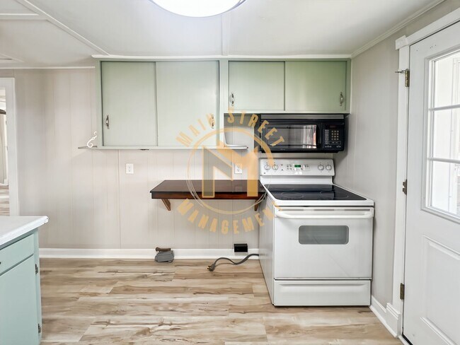 Foto del edificio - 2 Bed 1 Bath Single Family Home
