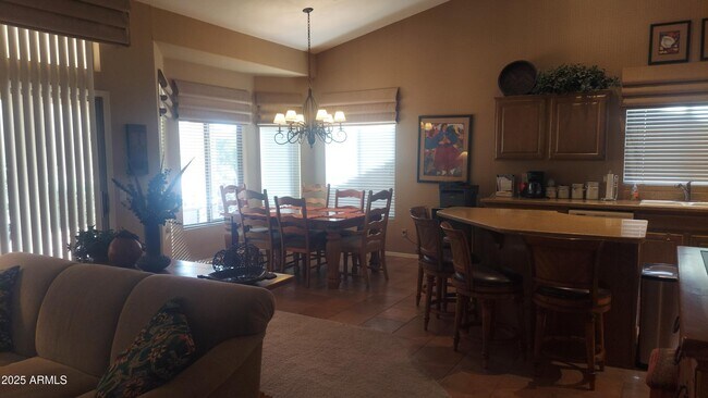 Foto del edificio - 3691 N 153rd Ln