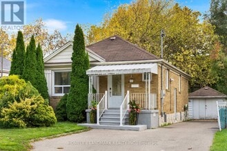 Building Photo - 69 Nipigon Ave