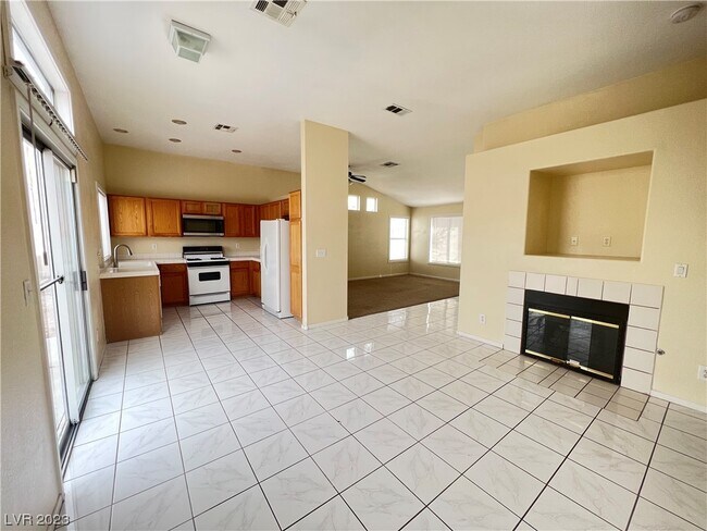 Building Photo - 4032 Bonita Desert Ct