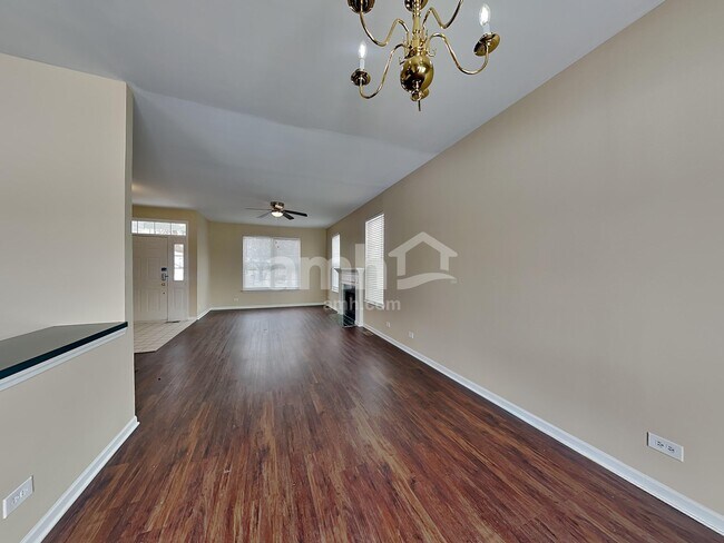 Building Photo - 1863 Goss Ct