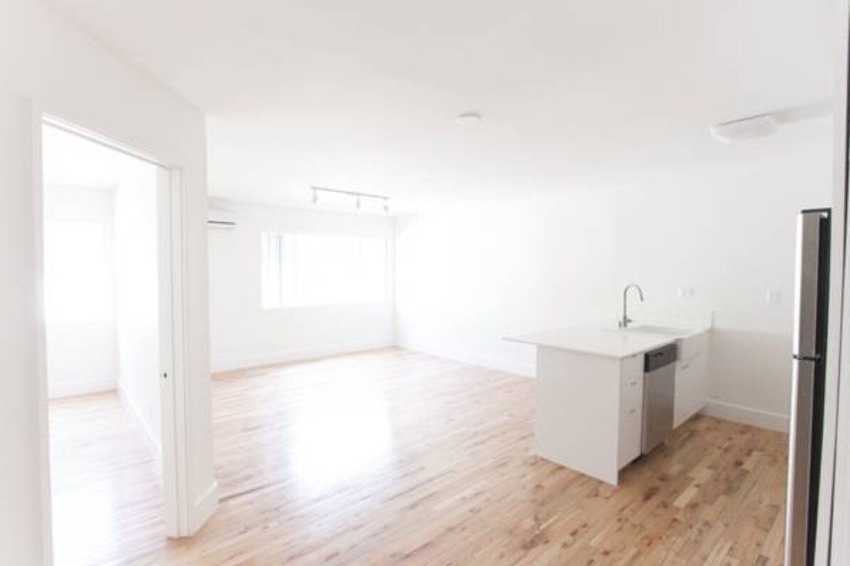 Foto principal - 201 N Ave 55