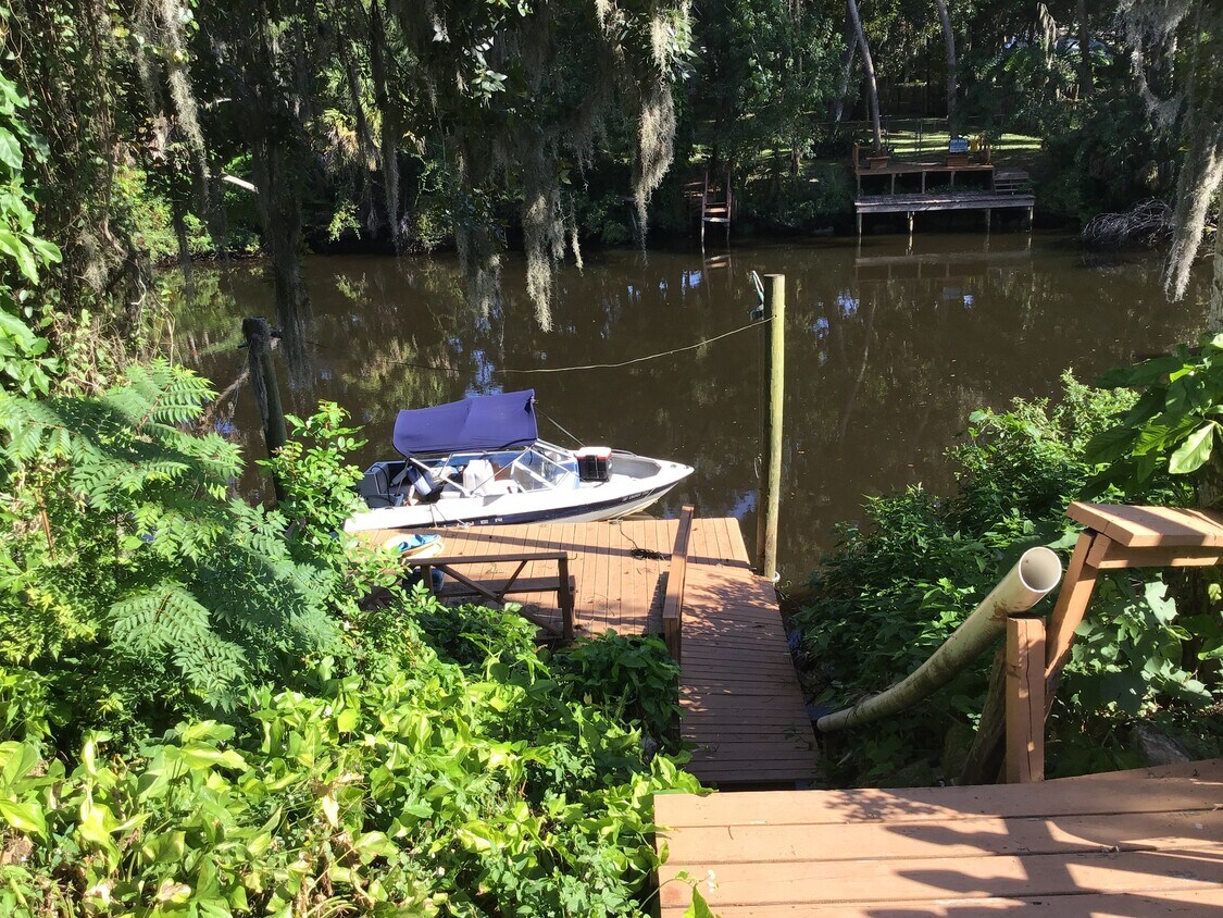 Primary Photo - 7208 Alafia Ridge Loop